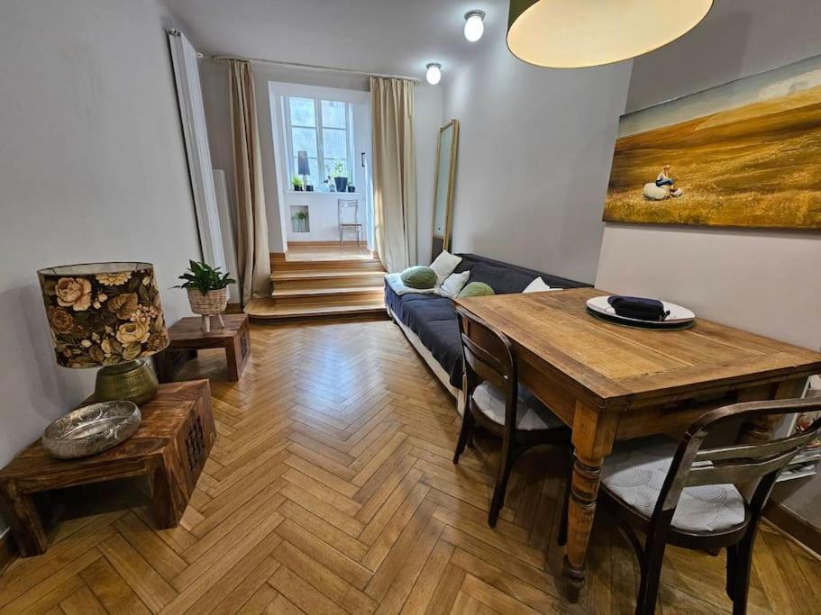 Studio Orient Express Varsovie Extérieur photo